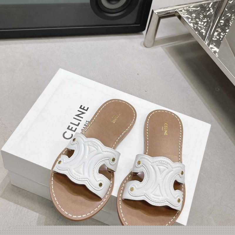 Ce**e slippers